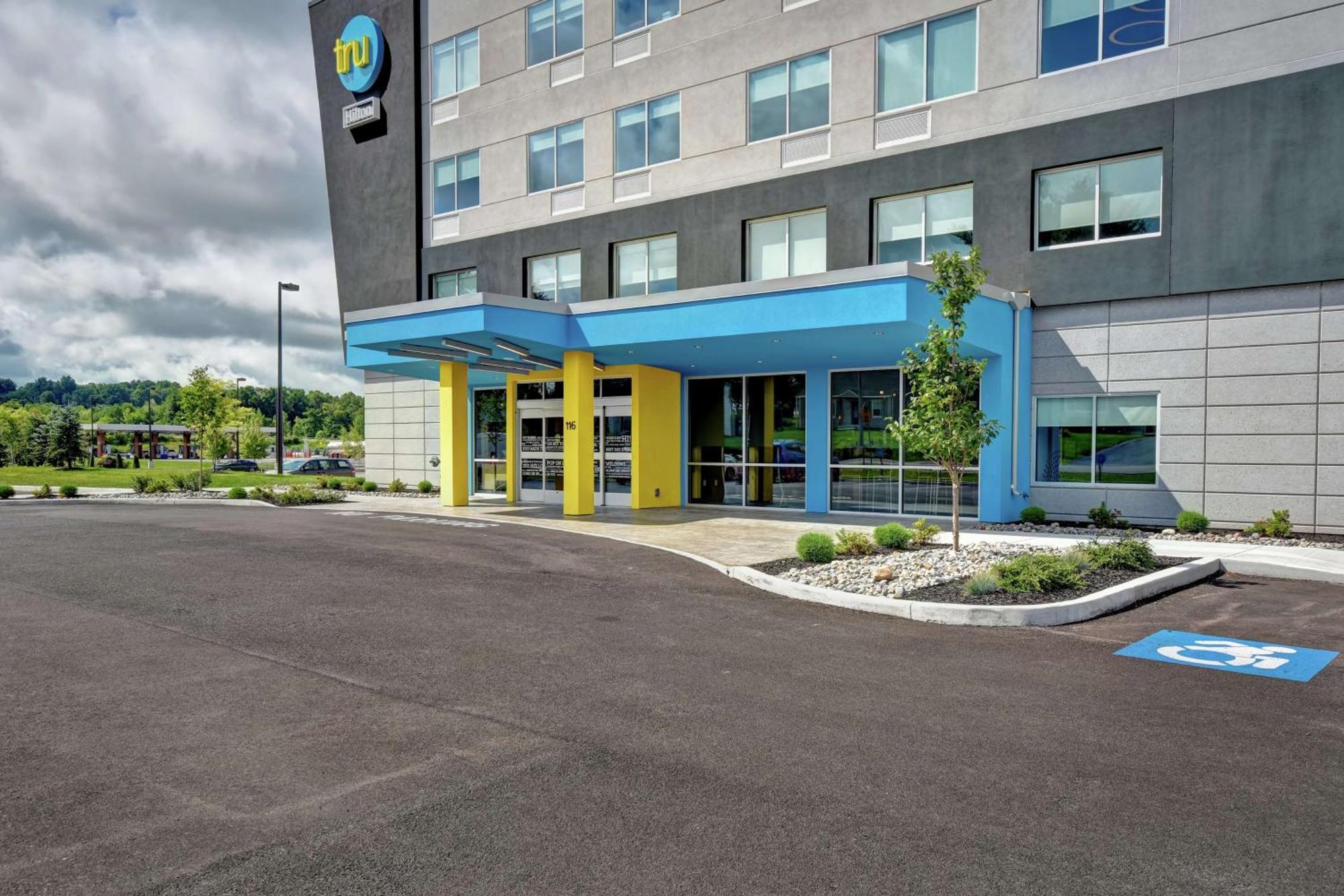 Отель Tru By Hilton Syracuse-Camillus Экстерьер фото